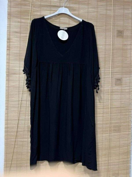 GRANDE TAILLE - Robe fluide noire pompoms sur les manches