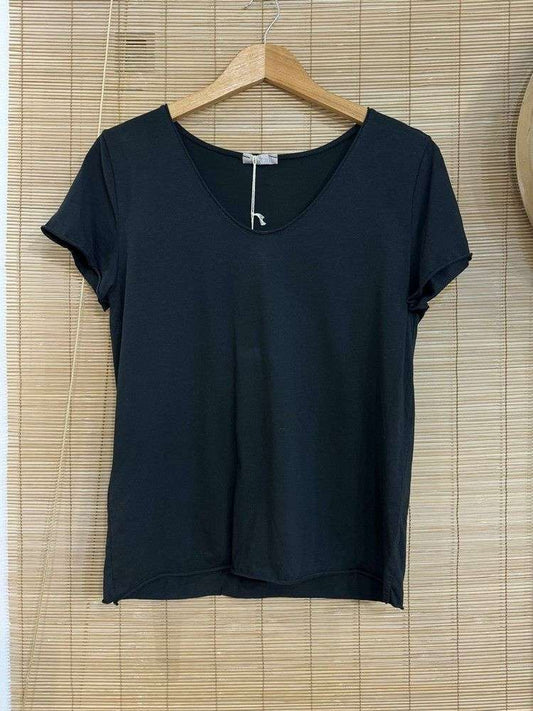 T-shirt col V noir