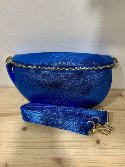 Sac banane en cuir irisé bleu roi