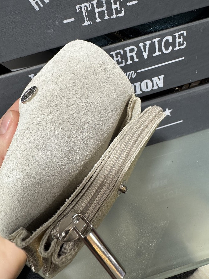 Petite porte-monnaie en cuir doré