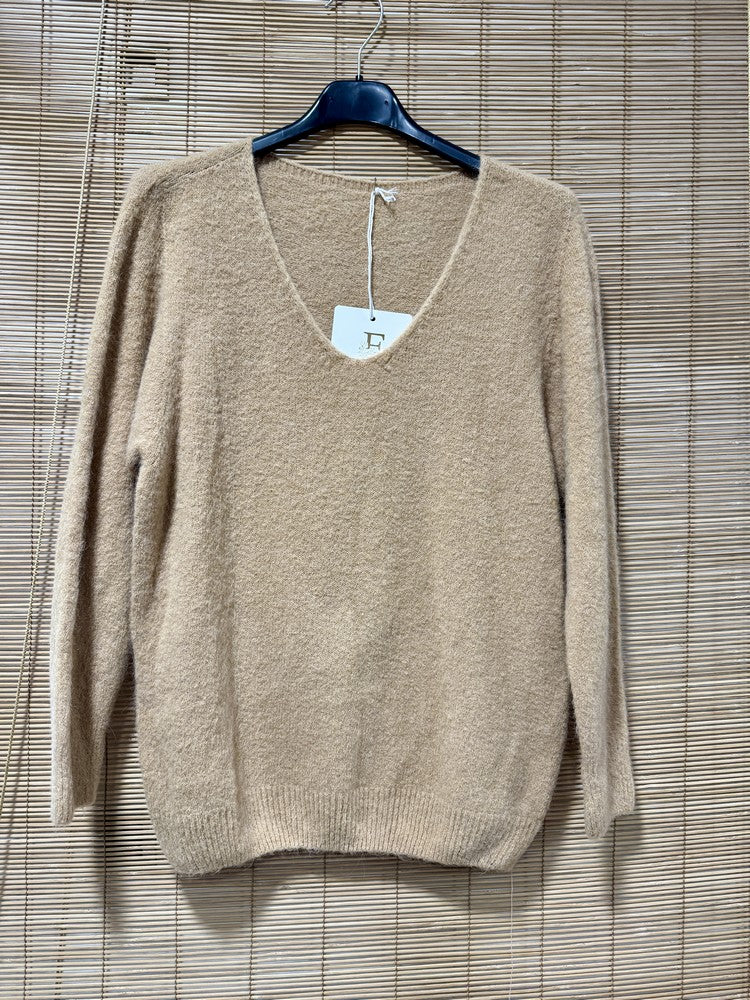 Pull col V CAMILLE camel (alpaga)