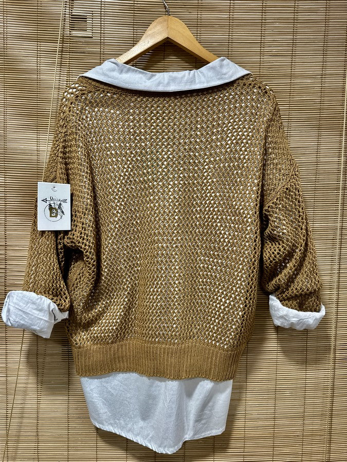 Pull ajouré col V camel