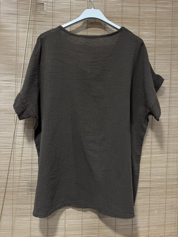 T-shirt col V fleurs brodées marron