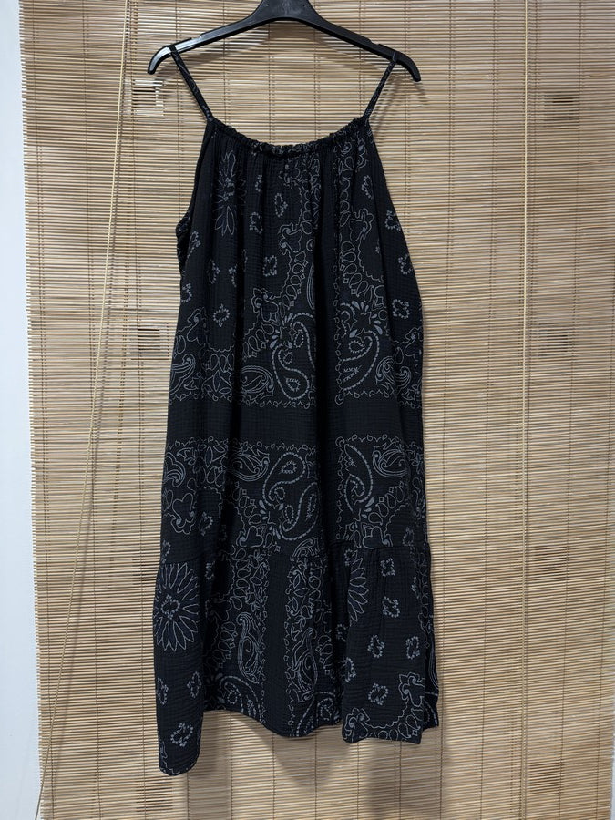 Robe à bretelles gaze de coton bandana noire