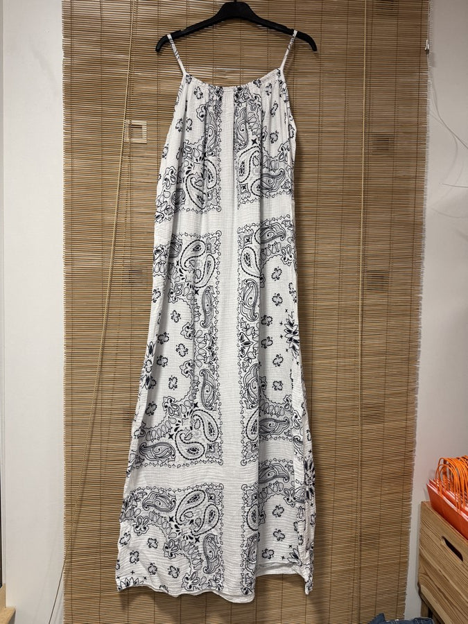 Robe longue à bretelles gaze de coton bandana blanche