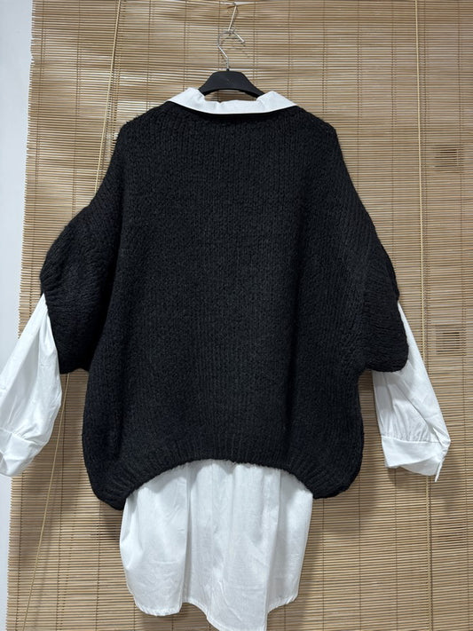 GRANDE TAILLE - Pull col V manches courtes noir