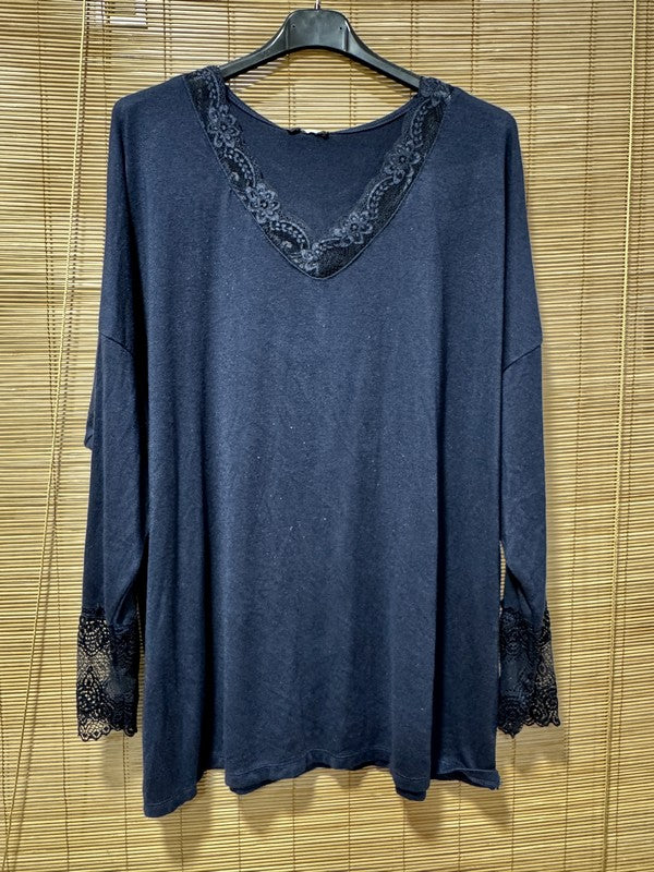 GRANDE TAILLE - Pull fin col V dentelle bleu marine