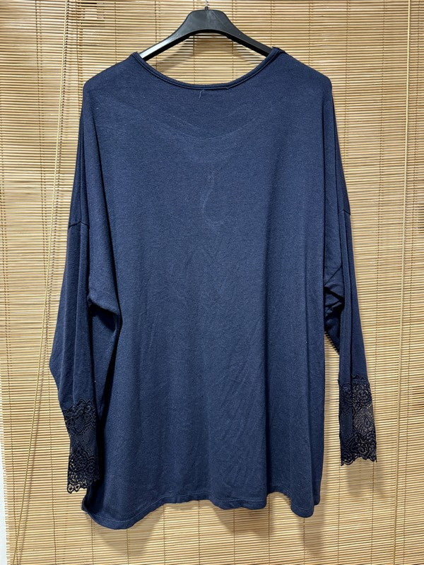 GRANDE TAILLE - Pull fin col V dentelle bleu marine