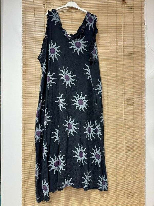 GRANDE TAILLE - Robe longue sans manches soleils noire