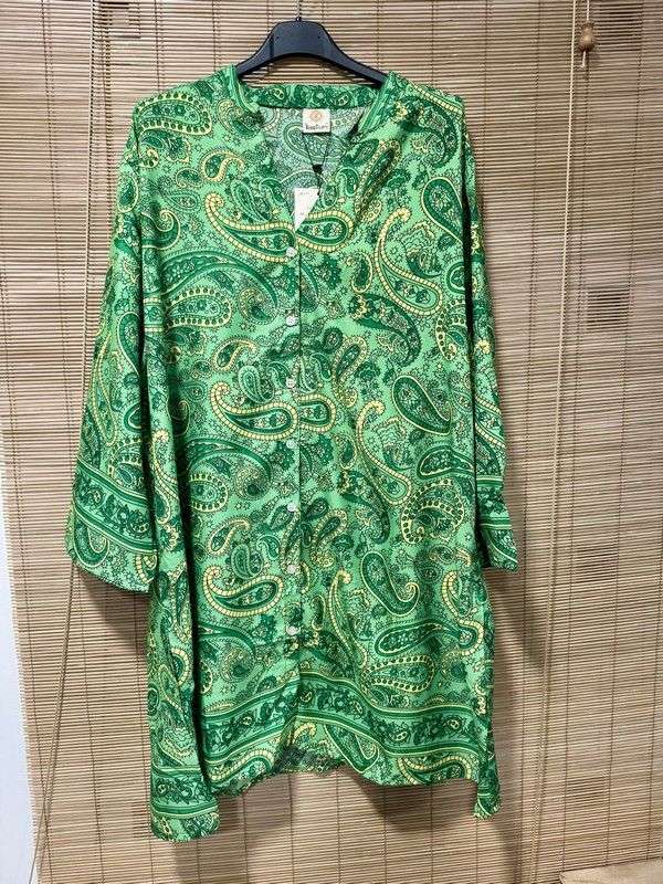 Chemise longue en soie indienne 64