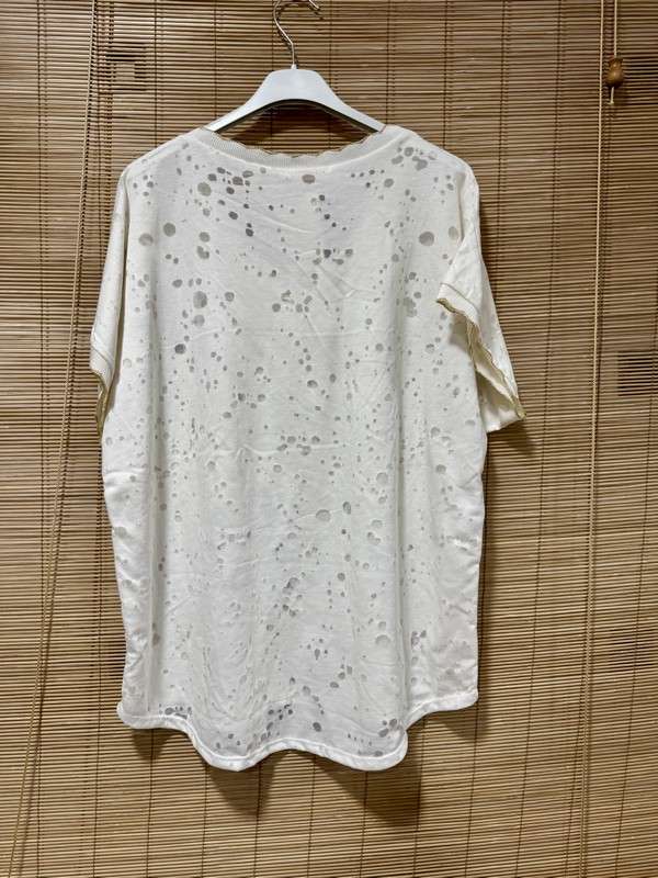 T-shirt col doré 3