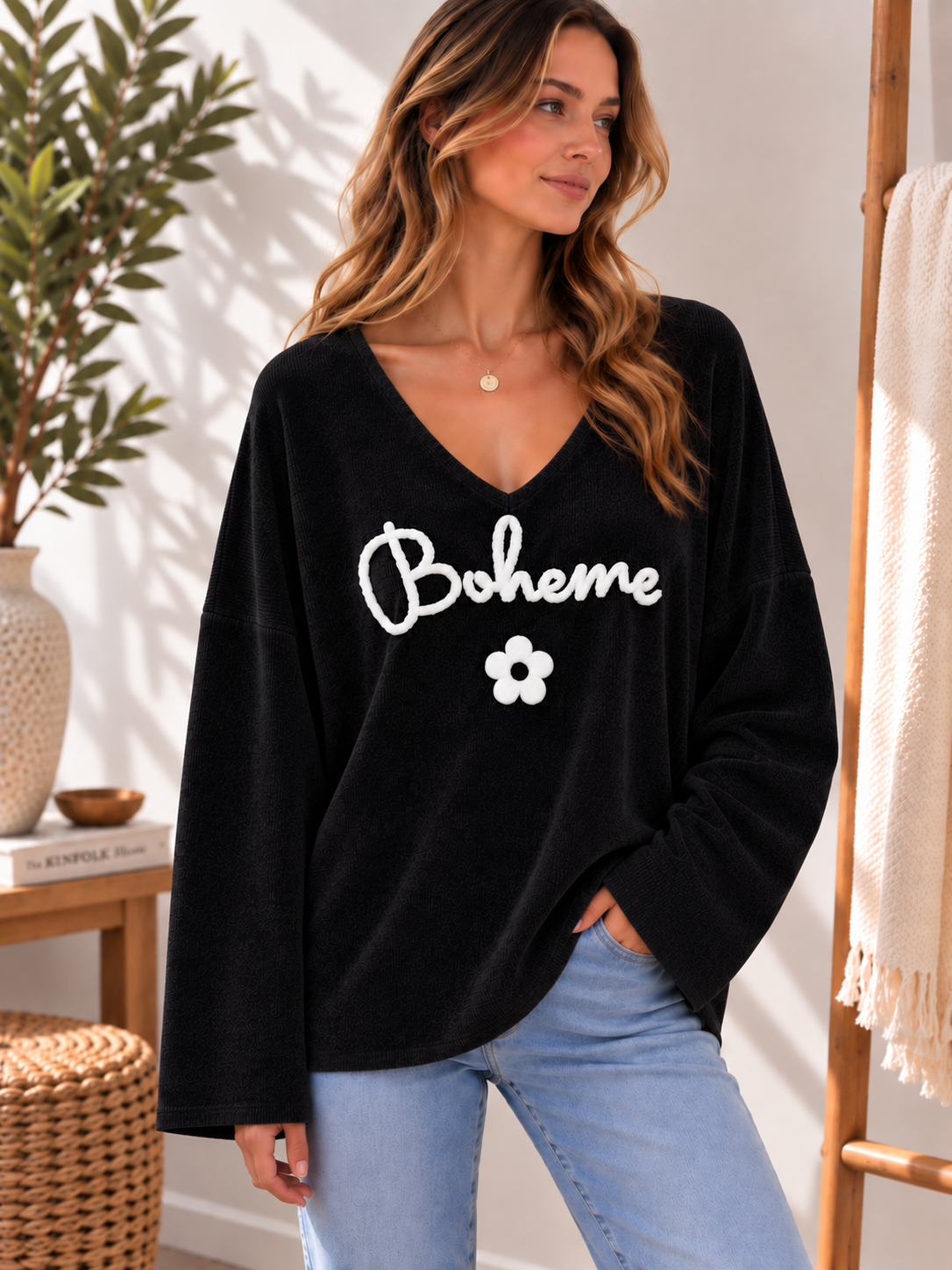 Sweat velours Bohème col V noir