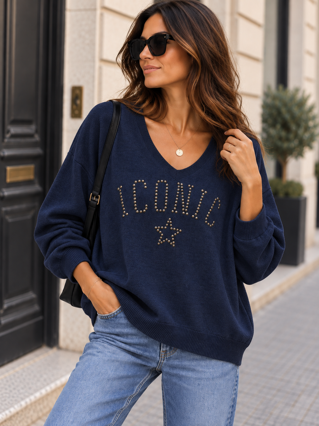 Pull fin ICONIC clouté bleu marine