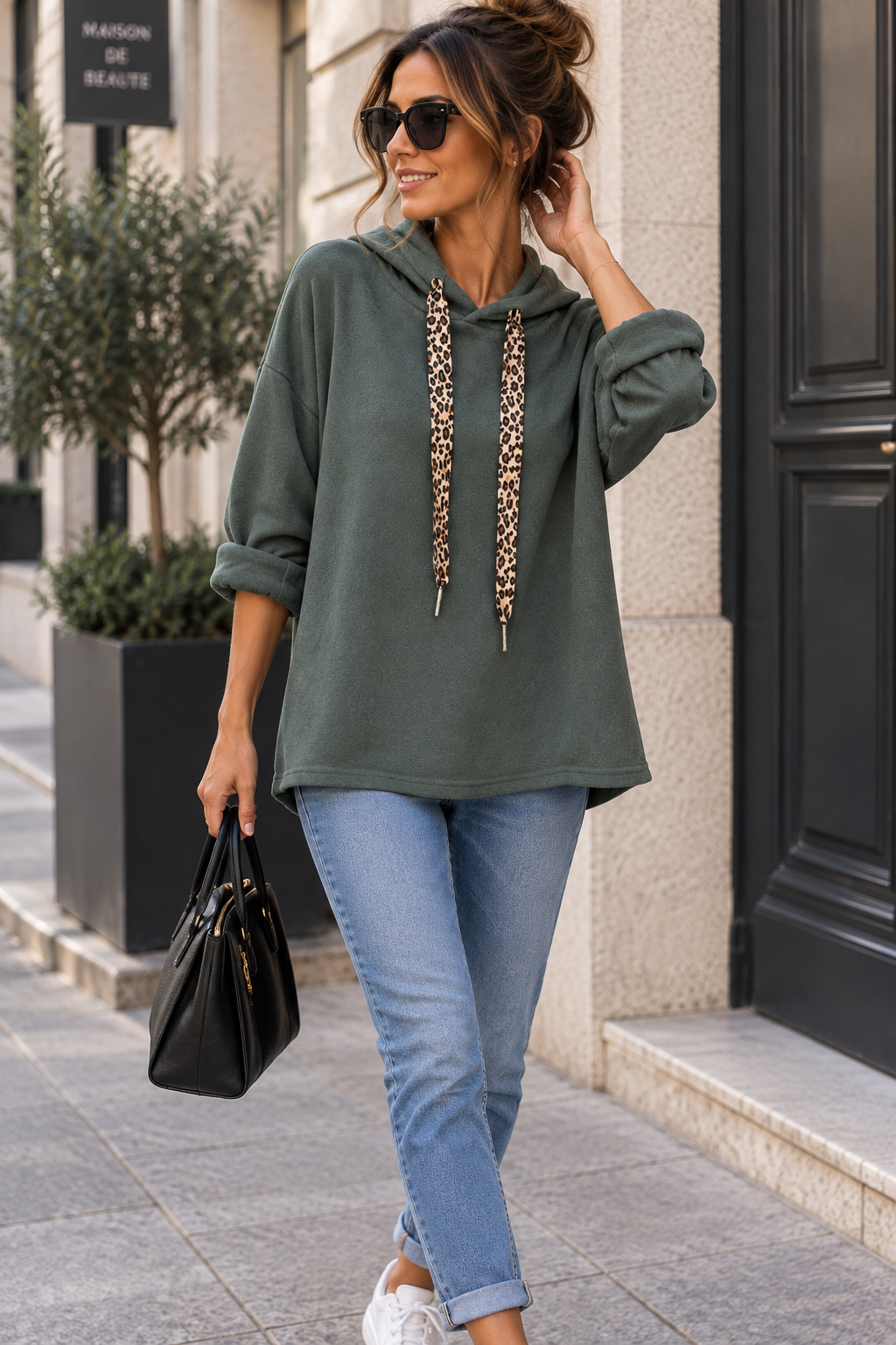 Sweat à capuche velours piqué cordon léopard kaki