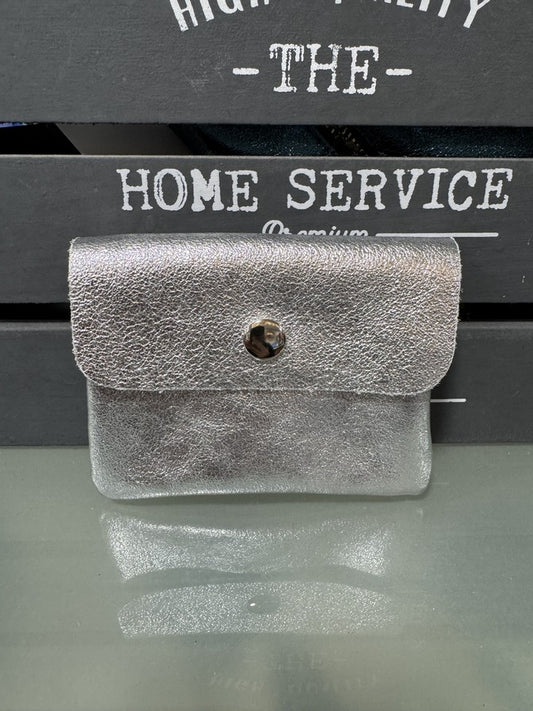 Petite porte-monnaie en cuir argenté