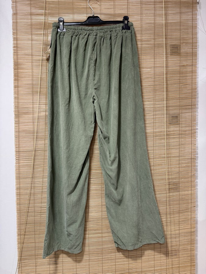 Pantalon en velours kaki