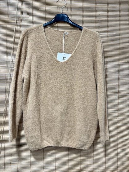 Pull col V CAMILLE camel (alpaga)