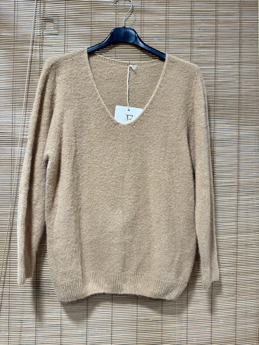 Pull col V CAMILLE camel (alpaga)