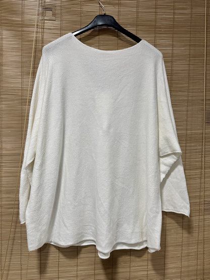 Pull chauve-souris blanc