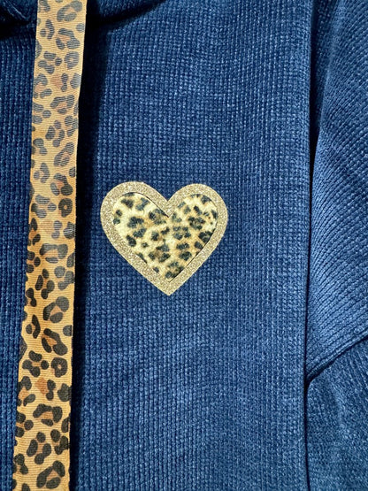 Sweat à capuche en velours léo coeur bleu marine