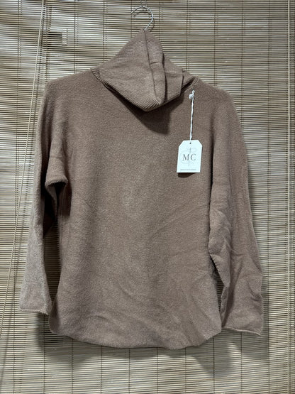 Pull col roulé camel