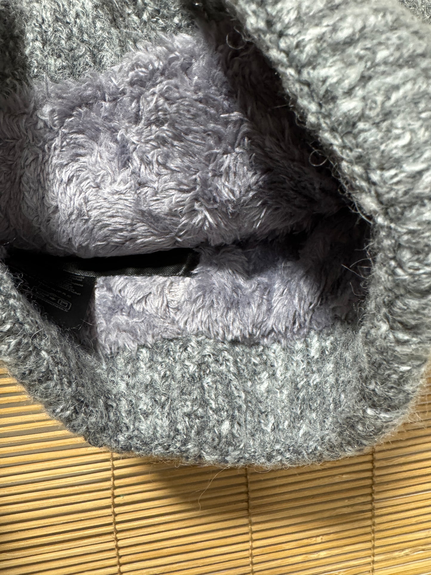 Bonnet femme MANOUKIAN gris