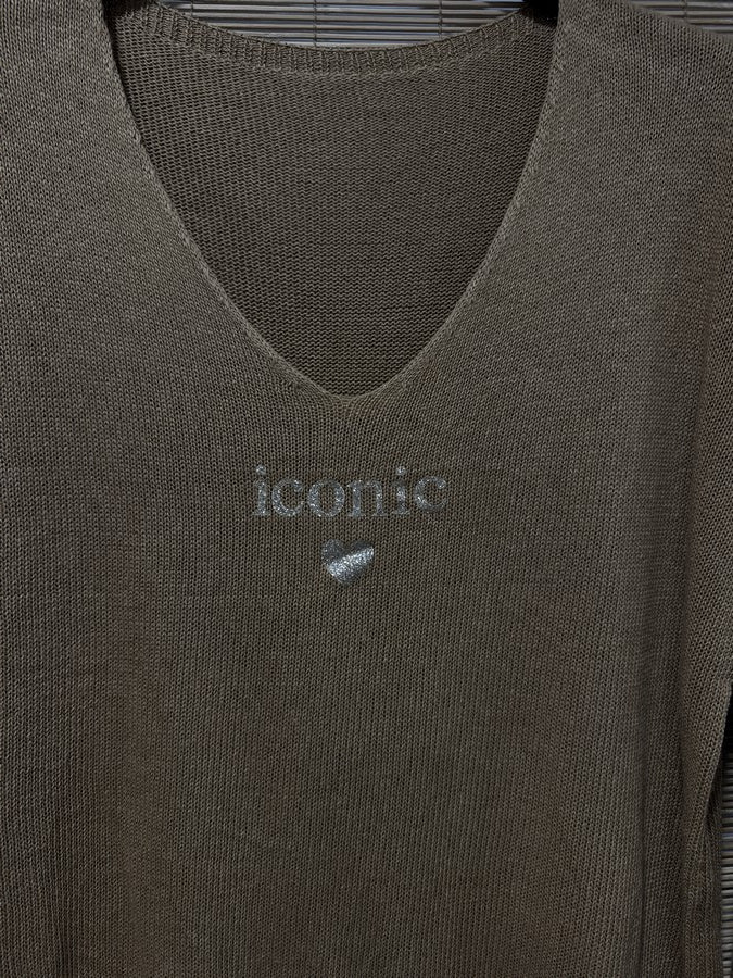 TU - Pull col V Iconic camel