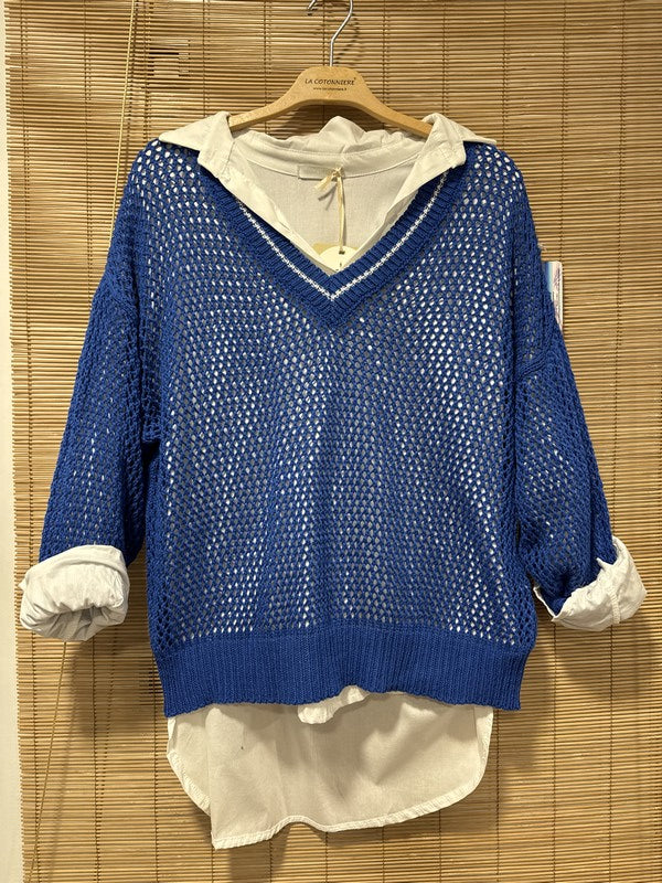 Pull ajouré col V bleu roi