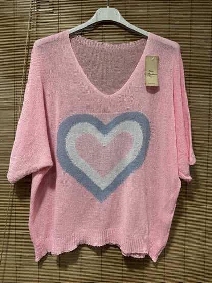 Petit pull fin cœur rose