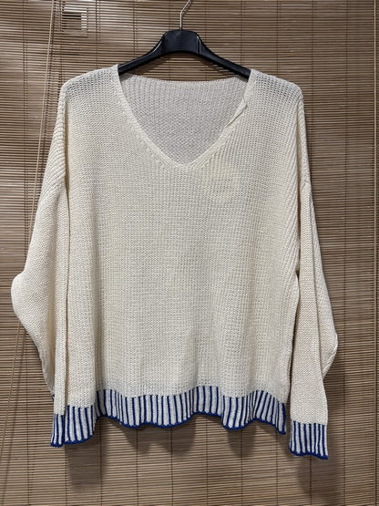 Pull col V bordure bleu roi