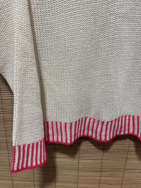 Pull col V bordure fuchsia
