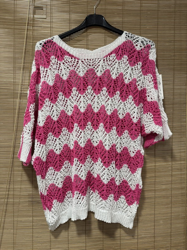Pull ajouré manches courtes zigzag fuchsia
