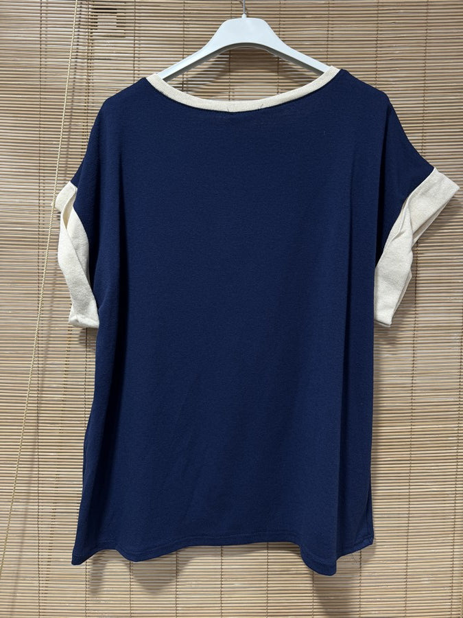 T-shirt poche brodée bleu marine