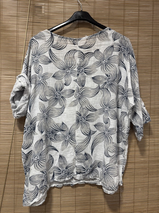 Blouse fleurie blanche