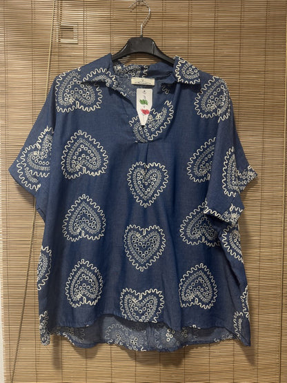 Blouse en jean brodée