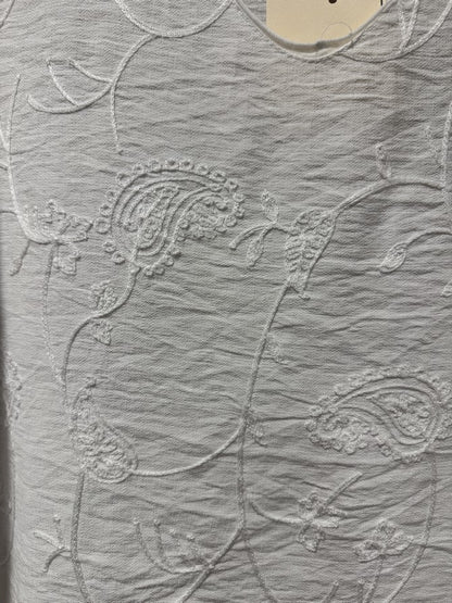 Blouse effet soie brodée blanche