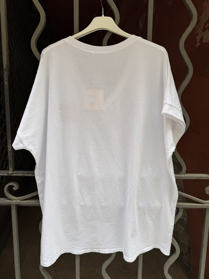 T-shirt col V LOVE blanc