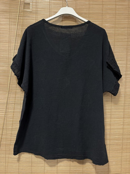 T-shirt col V fleurs brodées noir