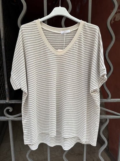 T-shirt col V rayé beige