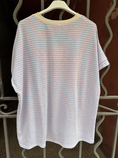 T-shirt col V rayé rose/bleu