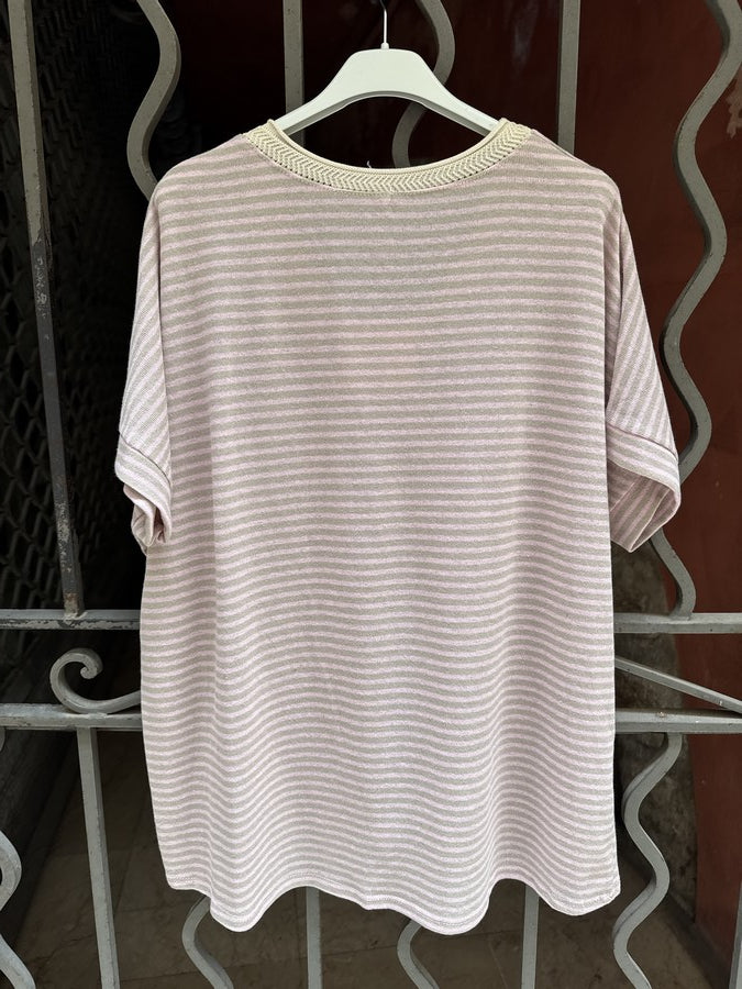 T-shirt col V rayé kaki/rose