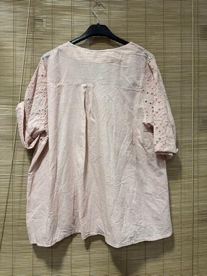 Blouse broderie anglaise rose pâle