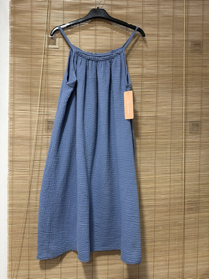 Robe à bretelles gaze de coton bleu jean