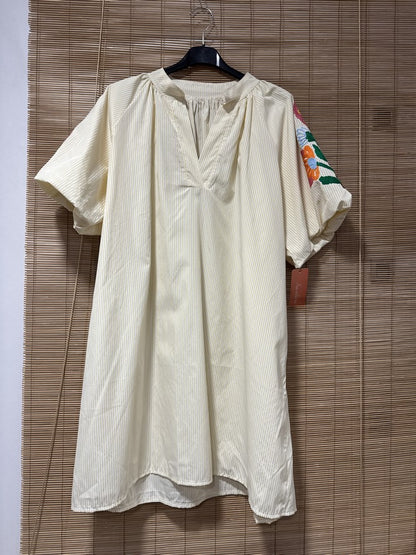 Robe manches brodées rayée jaune