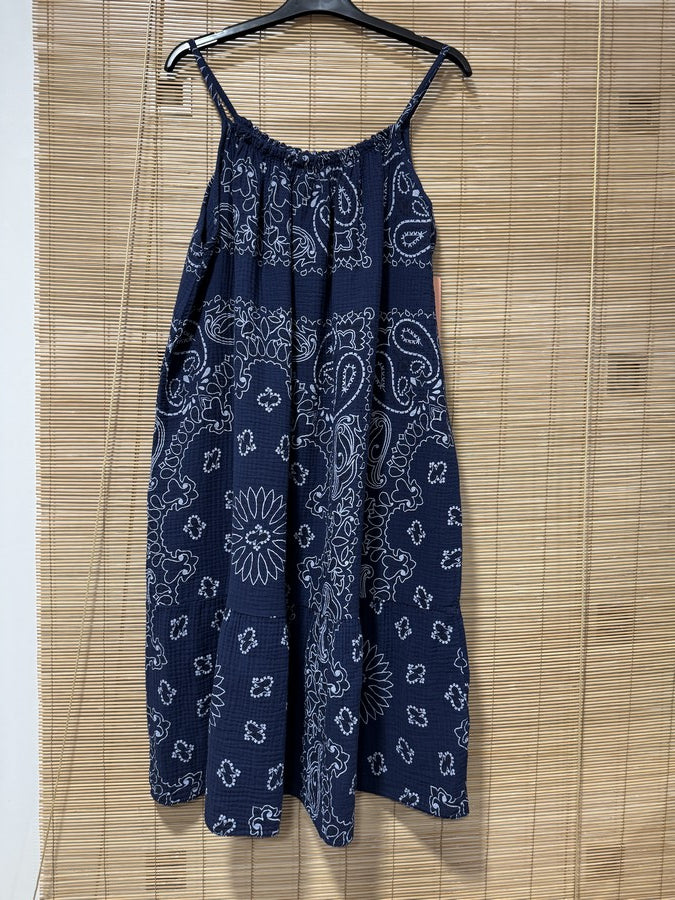 Robe à bretelles gaze de coton bandana bleu marine