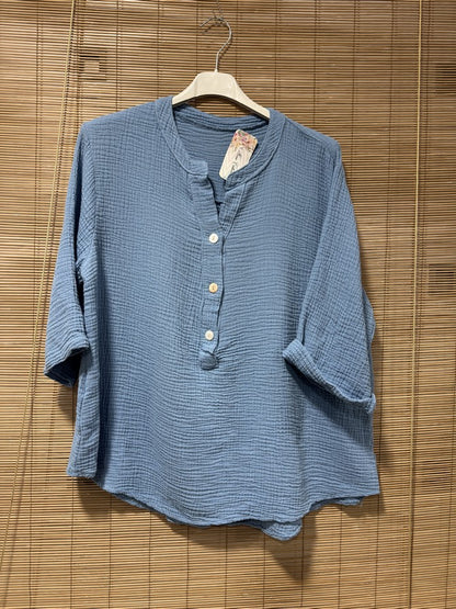 Blouse gaze de coton bleu jean