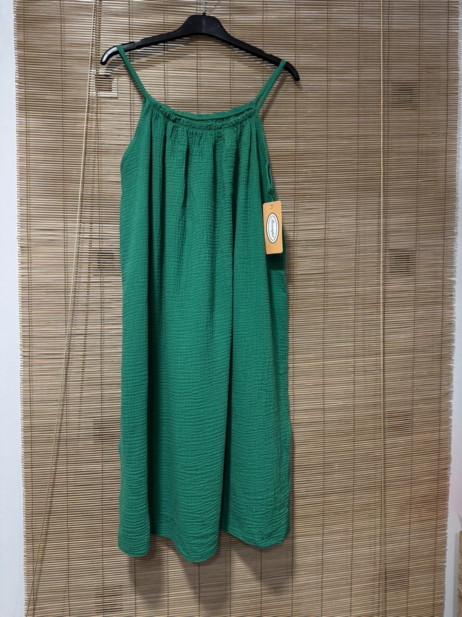 Robe à bretelles gaze de coton vert gazon