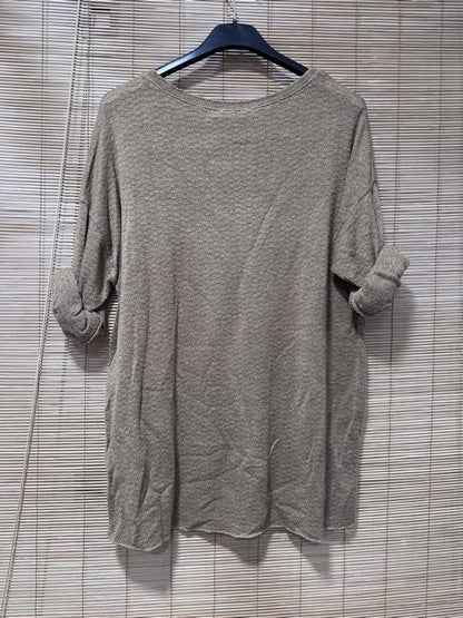 Pull fin col V en maille camel
