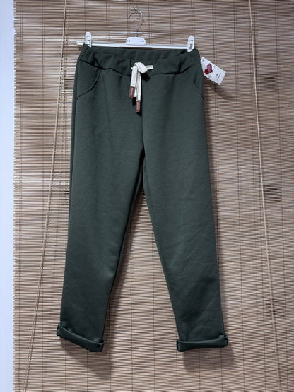 Pantalon souple et soyeux kaki