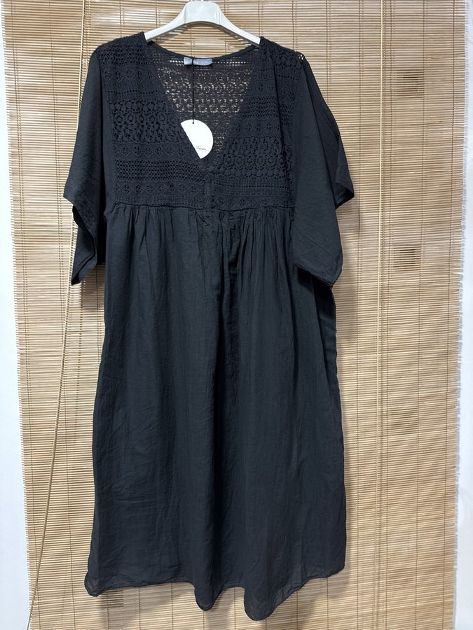 GRANDE TAILLE - Robe voile de coton broderies noire